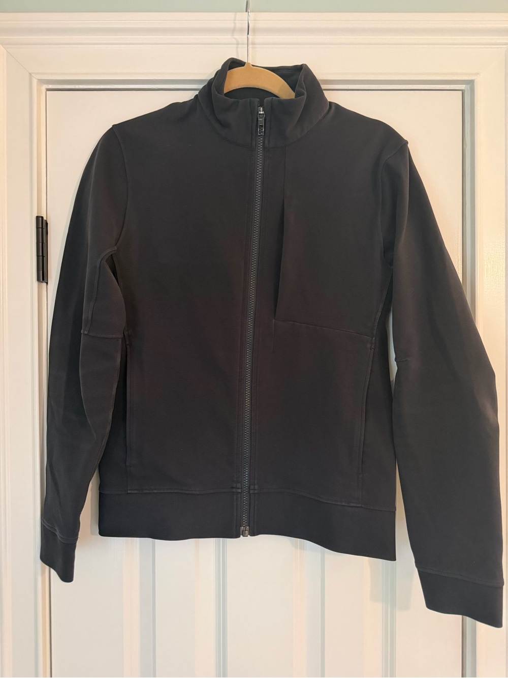 lululemon athletica Men's Black Sojourn Jacket Size XS - Picture 2 of 11